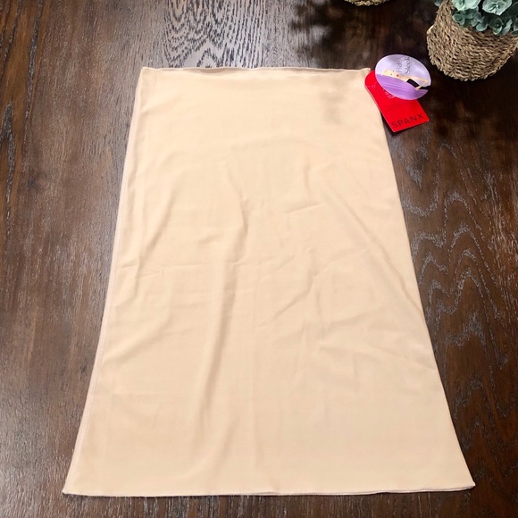SPANX Other - Spanx Half Slip - Hide & Sleek